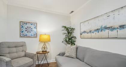 Downtown Wilmington Studio in Historic District!