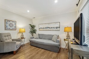 Apartment (0 Bedroom) | Interior