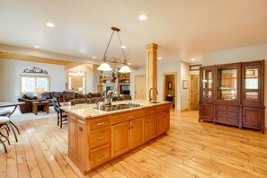 하우스 (5 Bedrooms) | 내부