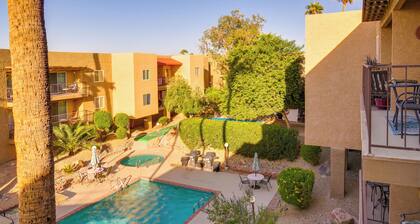 Central Condo w/ Pool Access in Lake Havasu City
