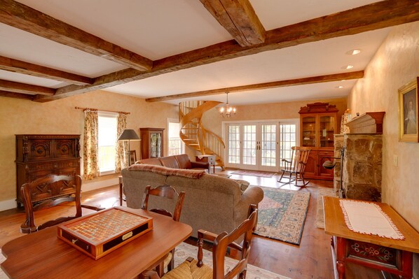 House (5 Bedrooms) | Front of property - Historic New Lebanon Hideaway on 33 Private Acres! (New Lebanon)