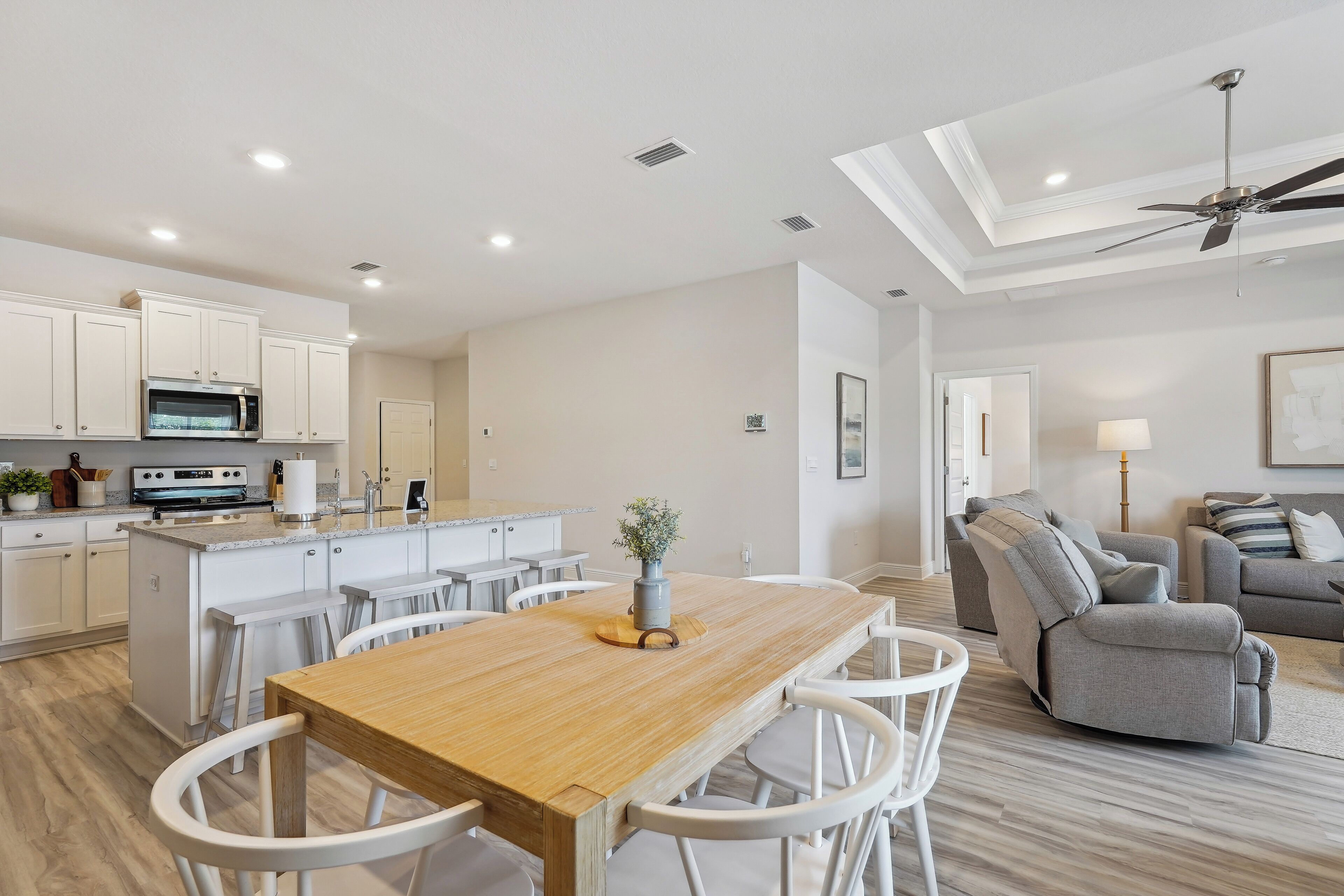 House (4 Bedrooms) | Interior