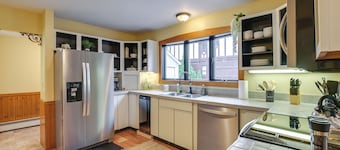 Charming Bangor Home w/ Deck < 1 Mi to Downtown
