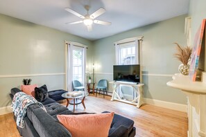House (3 Bedrooms) | Interior - Charming Bangor Home w/ Deck < 1 Mi to Downtown (Bangor)