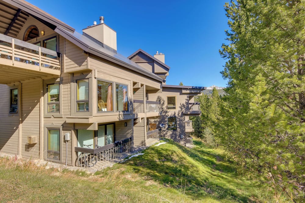 Cozy Condo w/ Balcony - Near Big Sky Resort! - Wilson Peak, MT