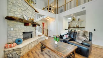 House (3 Bedrooms) | Depan hartanah