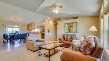 House (4 Bedrooms) | Front of property