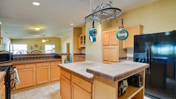 Rumah (4 Bedrooms) | Interior