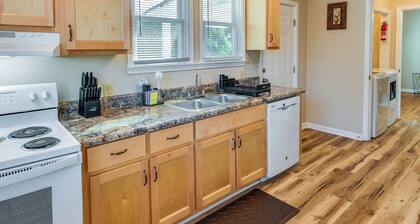 Tuskegee Countryside Retreat on 7 Acres!