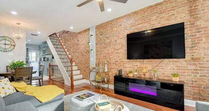 Trendy Baltimore Townhome: 2 Mi to Downtown!