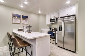 Apartment (1 Bedroom) | Interior