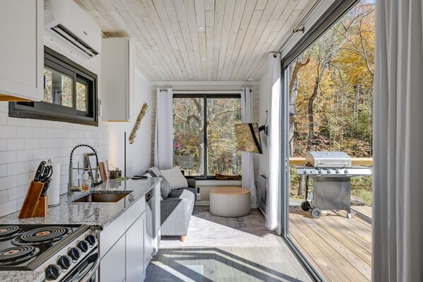 獨棟房屋 (1 Bedroom) | 私人廚房 | 烤箱、爐台、洗碗機、攪拌器