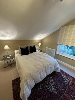 베이직 하우스, 침대(여러 개) | 3 개의 침실, 다리미/다리미판, 침대 시트