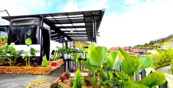 Exclusive Cabin, 2 Queen Beds, Mountain View, Mountainside | Terrace/patio - Campod Resort  (Tanah Rata)