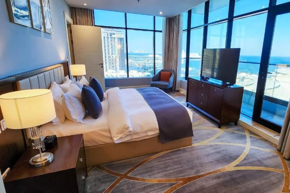 Royal Suite, 2 Bedrooms, Sea View