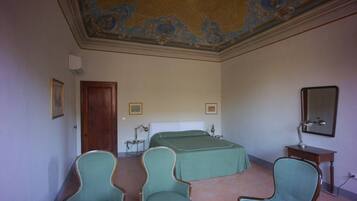 2 Schlafzimmer, Bügeleisen/Bügelbrett, Internetzugang, Bettwäsche