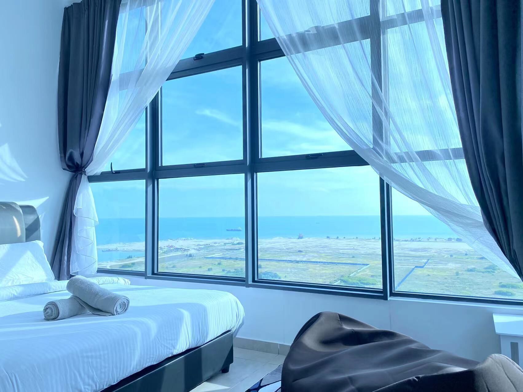 Apartemen Standar, 2 kamar tidur, dapur, pemandangan laut | Didekorasi berbeda-beda dan dilengkapi dengan perabotan berbeda-beda