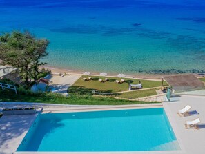 House | 5 bedrooms, desk, soundproofing - Villa Bala - Seaside Luxury Villa! (Zakynthos)