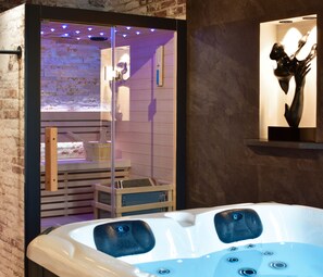 Bain à remous intérieur