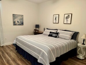 4 室のベッドルーム、WiFi、ベッドシーツ