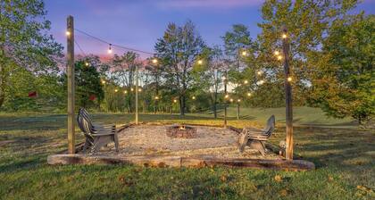 The Luxe/ Hot Tub/ On Bright Leaf Golf Course
