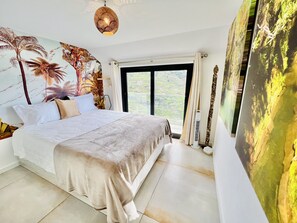 1 chambre, fer et planche à repasser, Wi-Fi, literie fournie