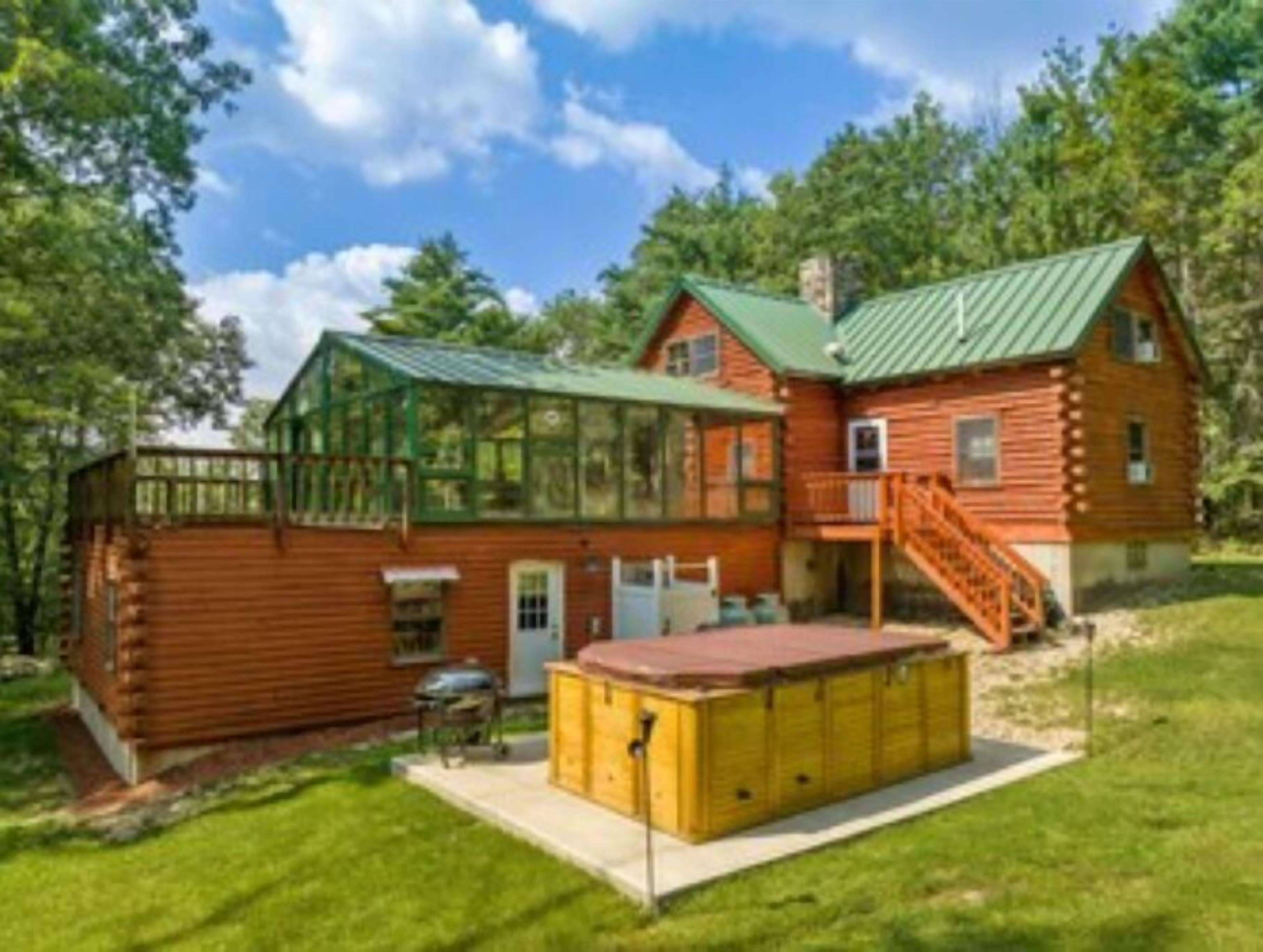 14ft SWIM SPA,SLEEPS 14+,SAUNA! POOL/FOOSBALL/GAMES