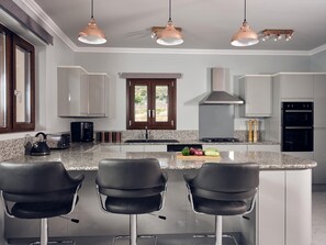 5 habitaciones y sistema de insonorización 