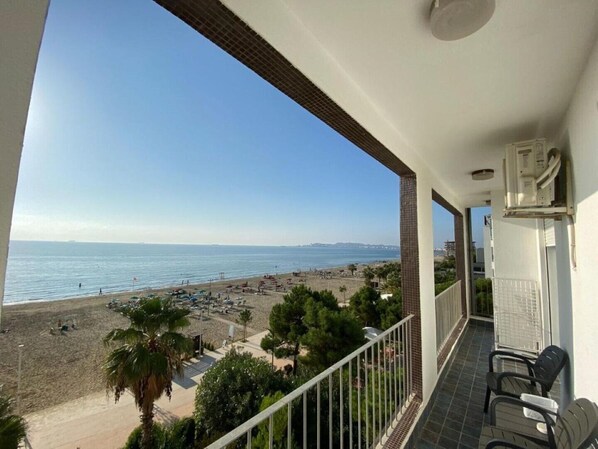 Property grounds - Avenir Apartment (Durrës)