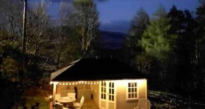 Scottish Highland Cottage Tyndrum Upper Station