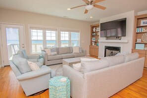 TV connectée, cheminée, baby-foot