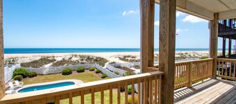 The Coastal Escape, Oceanfront House in Atlantic Beach, NC!