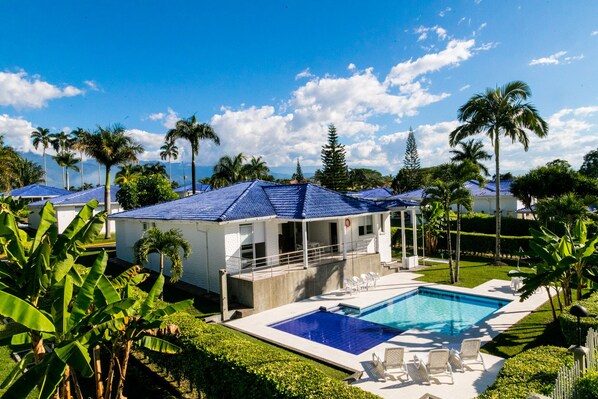 Villa Familiale | 5 chambres, décoration personnalisée, ameublement personnalisé