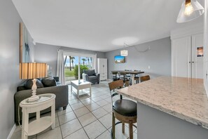 Interior - ☀️Gulf Views - Ground Floor - Great Amenities - 1BR The Summit 126☀️ (Panama City)