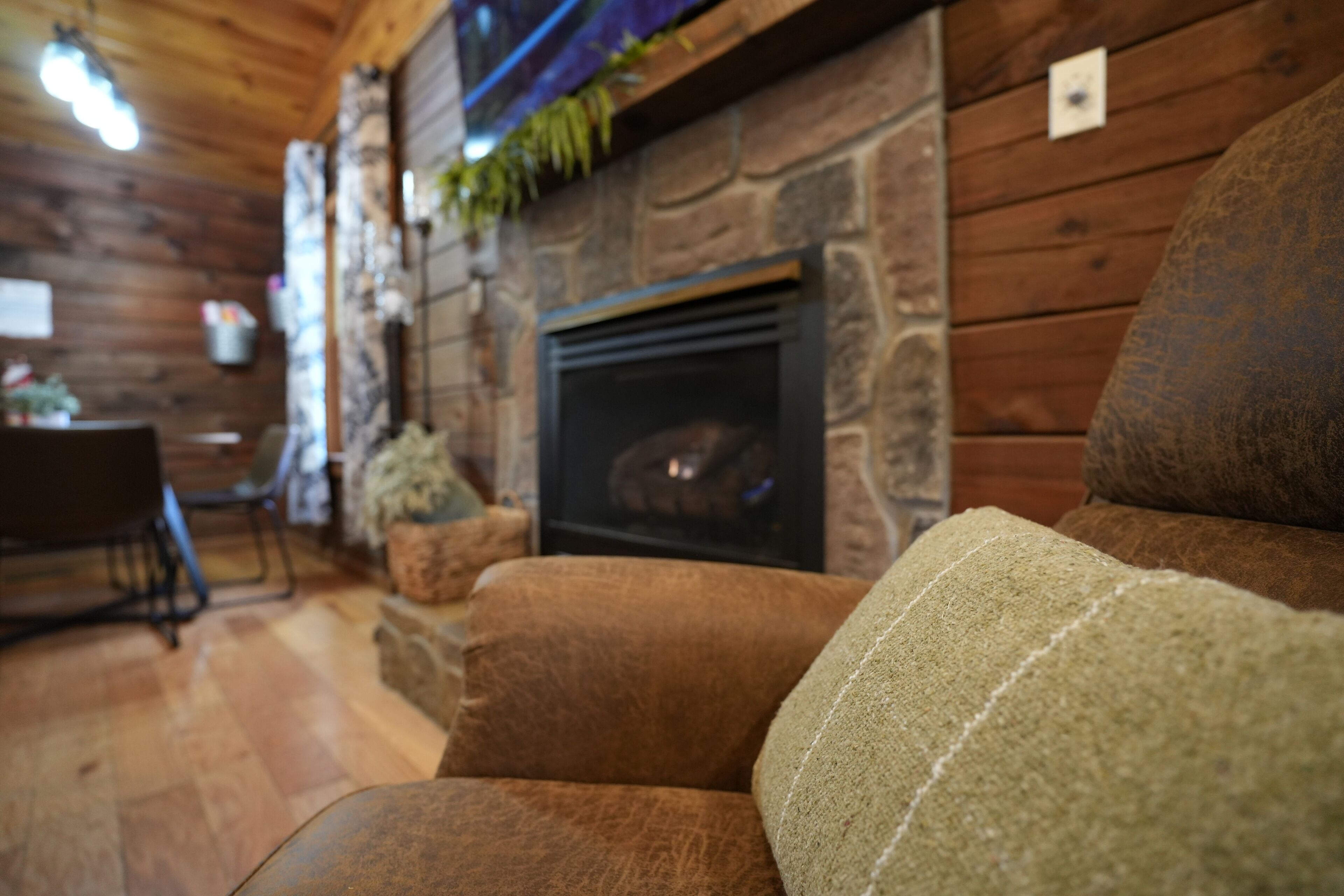 基础小屋 | 起居区