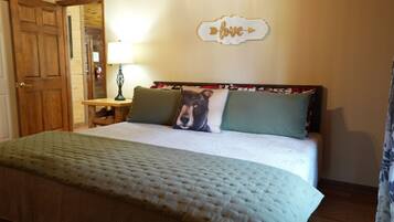 Basic Cabin | 1 bedroom, individually decorated, individually furnished