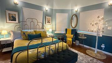 Iron/ironing board, free WiFi, bed sheets