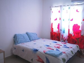 Basic Apartment | 2 bedrooms, iron/ironing board, free WiFi - Condominio Residencial Azua 1 (Azua)