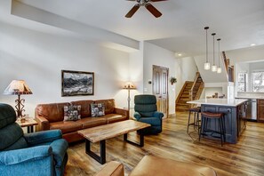 Premier Townhome | Living area | Fireplace