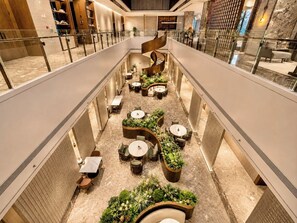 2 restaurants; breakfast, lunch, dinner, and brunch served - Radisson Hotel, Beijing Daxing Airport     (Daxing)