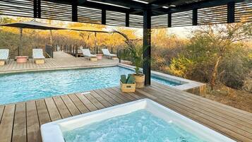 Körperbehandlungen, Ganzkörperwickelbehandlung, Körperpeelings