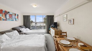 1 soverom, strykejern/-brett, wi-fi og sengetøy