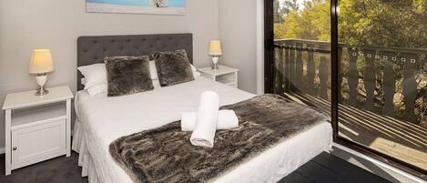 2 多间卧室、WiFi、床单