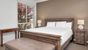 3 عدّة غرف نوم ومكواة/لوح كي وواي فاي وملاءات أسرّة