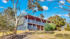 Exterior - Little Lodge cosy 3 bedroom house (Kalkite)