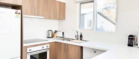 Microwave, oven, stovetop, dishwasher