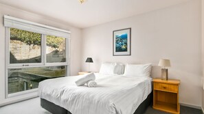 2 soverom, strykejern/-brett, wi-fi og sengetøy