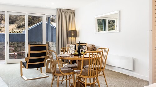 Squatters Run 1 ideally positioned in the centre of Thredbo Village