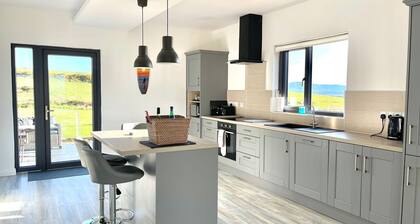 3 bedroom home with snooker/ gym studio by the sea in Rossnowlagh, Co. Donegal