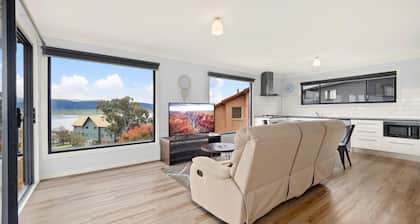 Little Bivvy located high up in Tyrolean Village with spectacular views over Lake Jindabyne